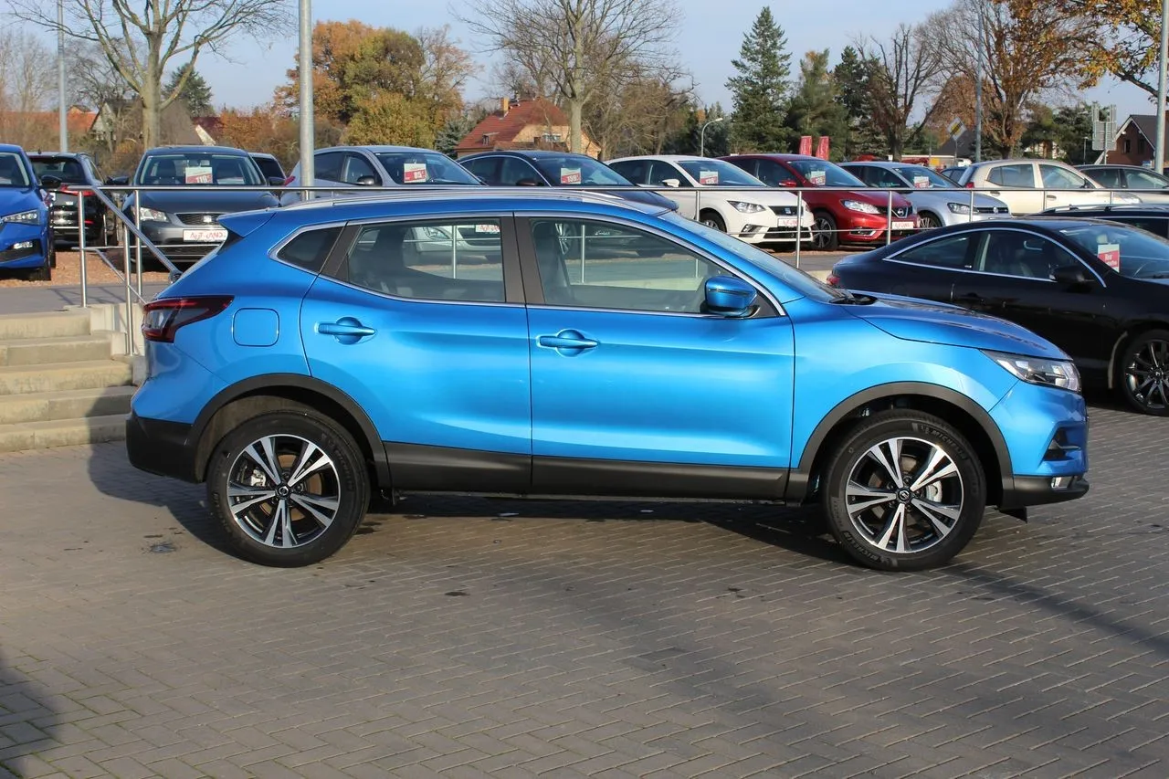 Nissan Qashqai 1.3 DIG-T...  Image 3