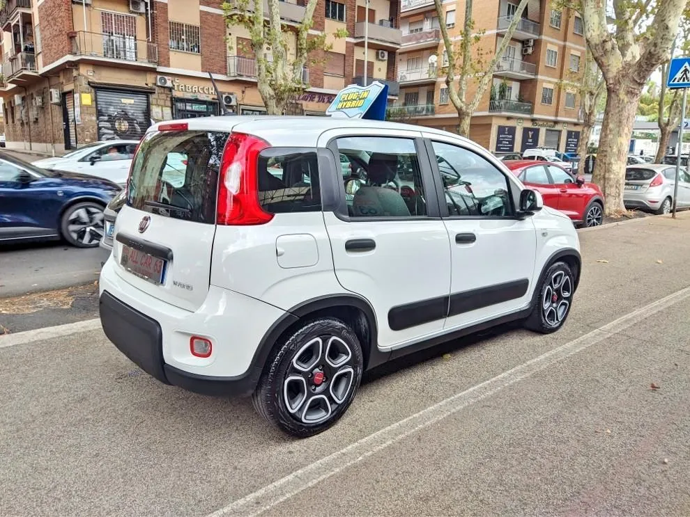 FIAT Panda 1.0 FireFly S&S Hybrid City Life Image 4