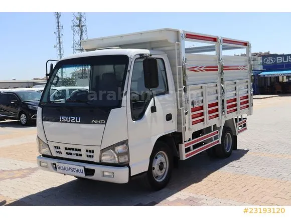 Isuzu NKR Low Image 1